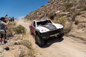 Vildosola´s, ‘The G.O.A.T.,’ and ‘The Luke’ Set Their Sights on the Checkered Flag at the 6th SCORE Baja 400